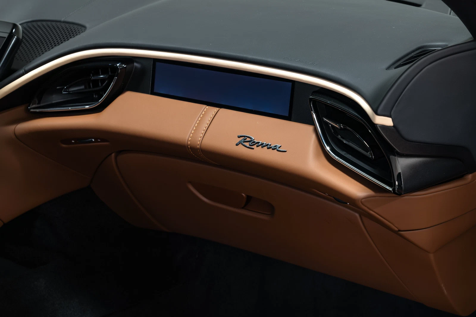 2024 Ferrari Roma, 26/30