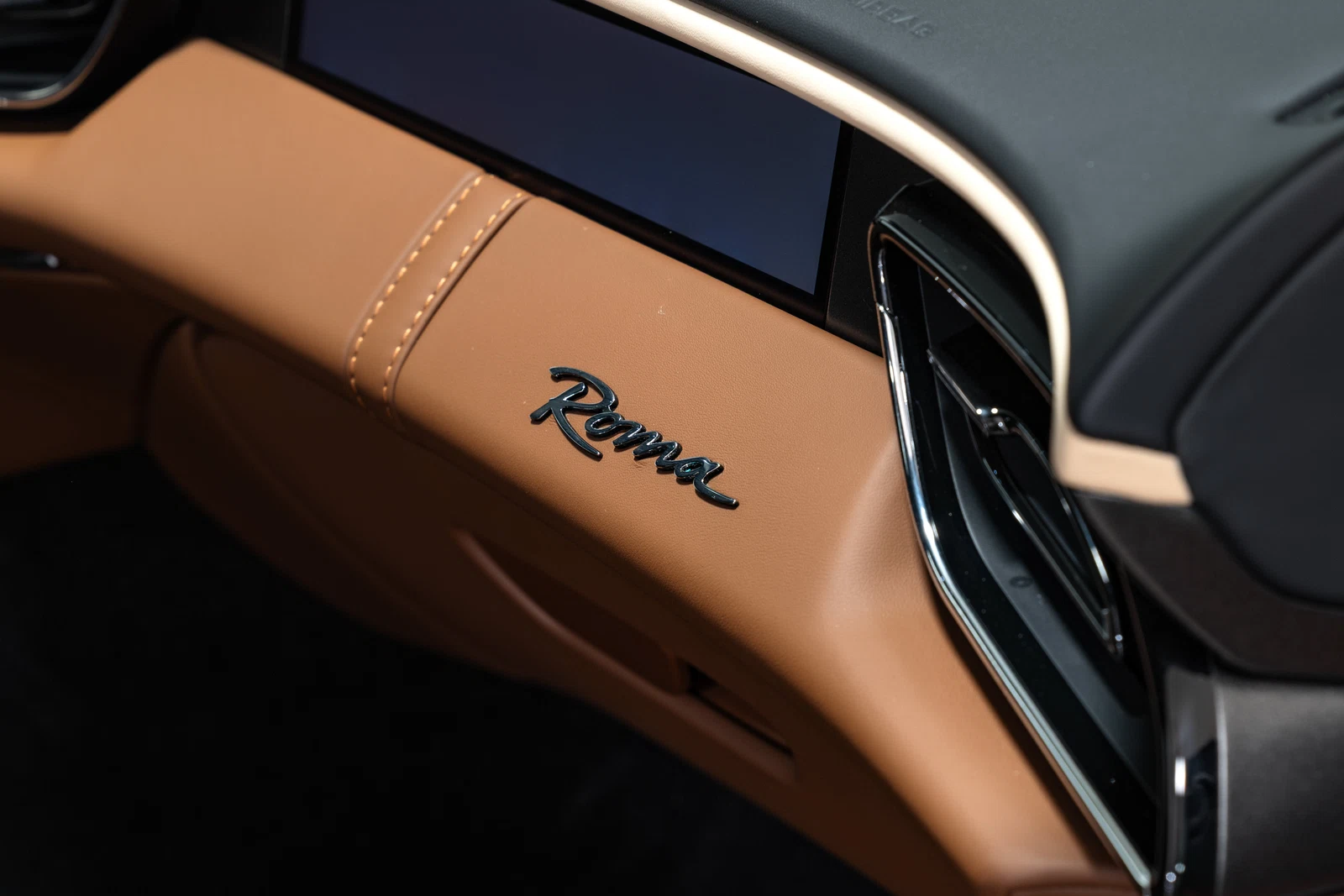 2024 Ferrari Roma, 27/30