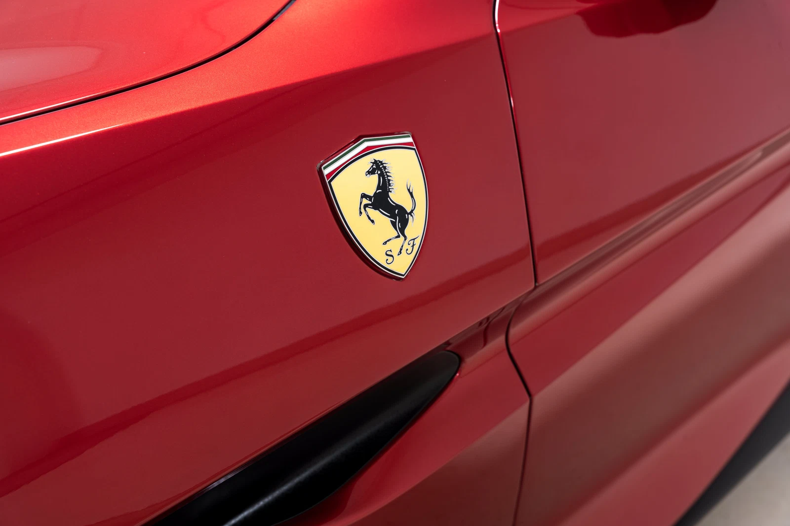 2022 Ferrari Portofino M, 9/30