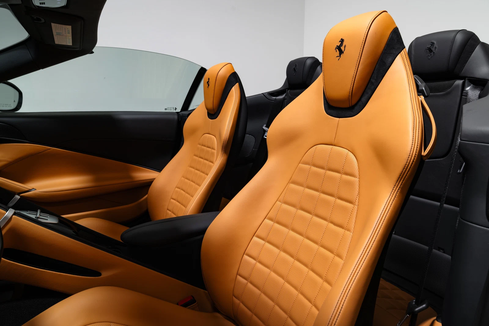 2026 Ferrari Roma Spider, 18/30