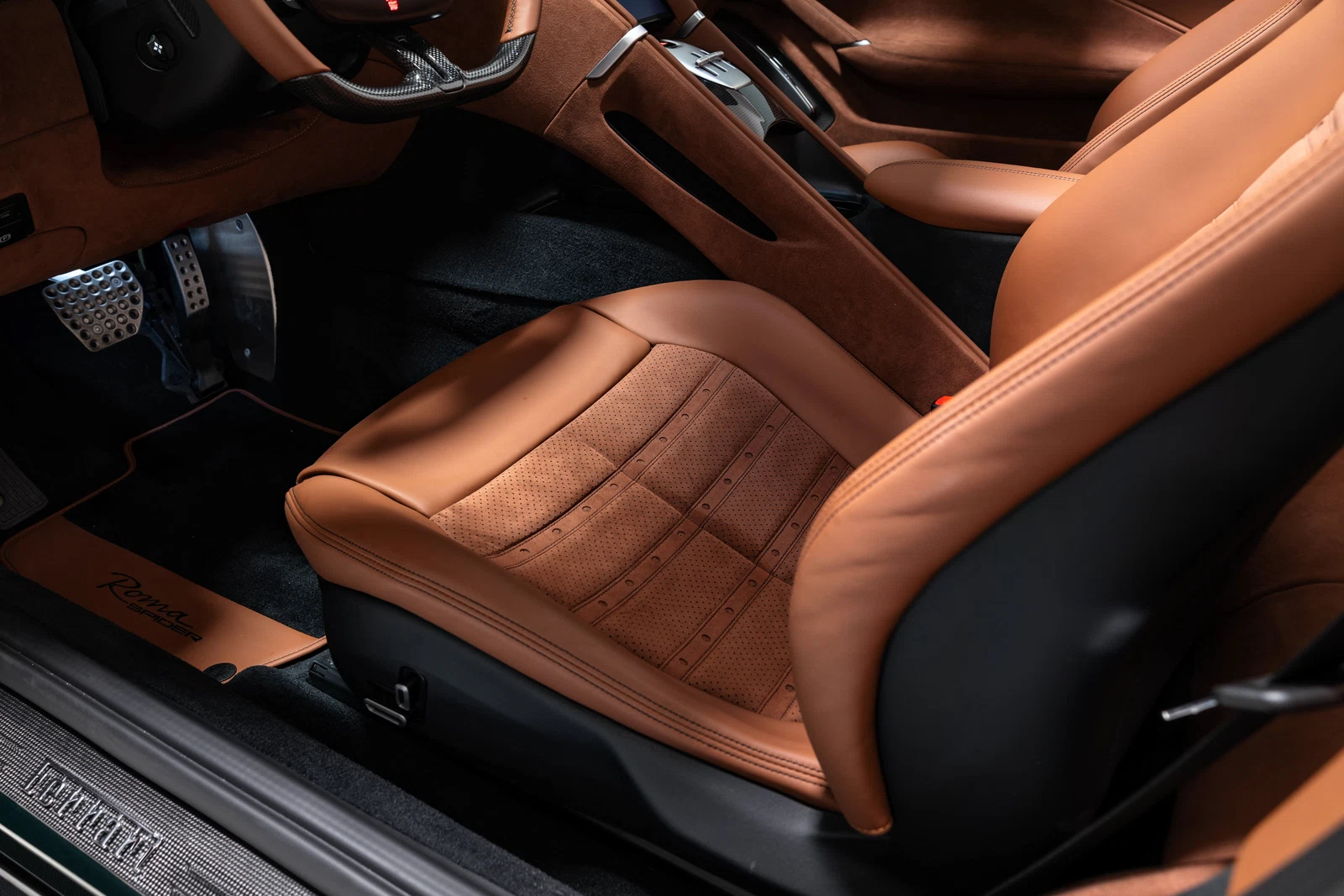 2026 Ferrari Roma Spider, 18/30