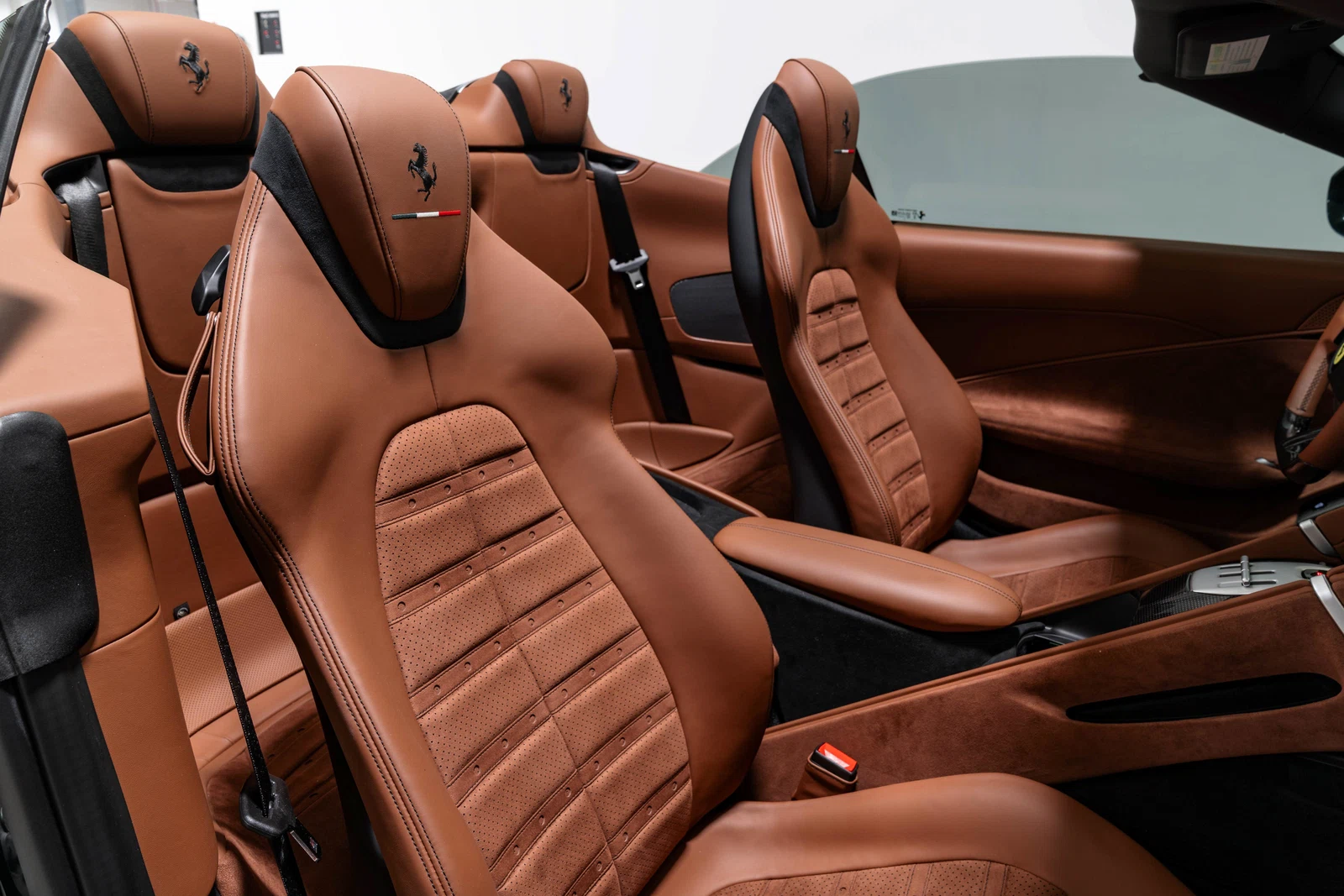 2026 Ferrari Roma Spider, 23/30