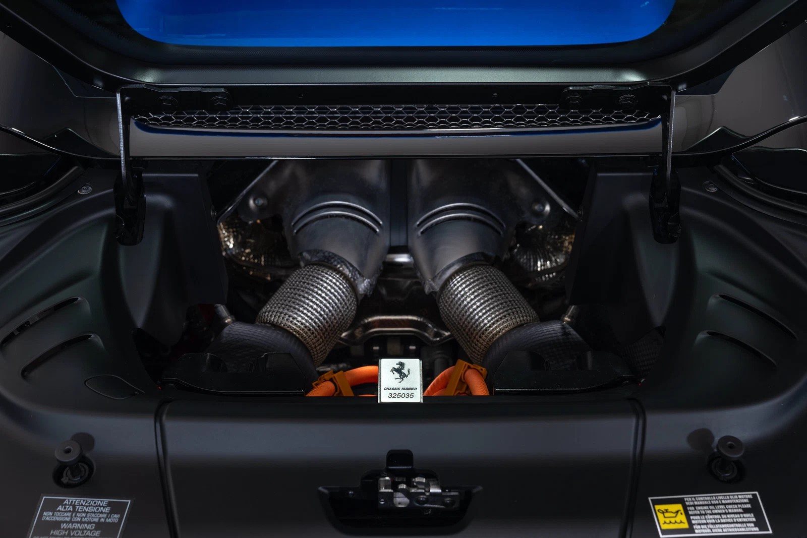 2025 Ferrari 296 GTS, 15/30