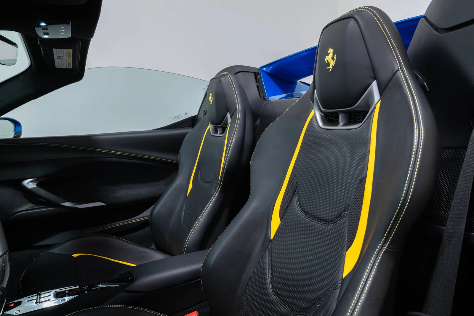 2025 Ferrari 296 GTS, 18/30