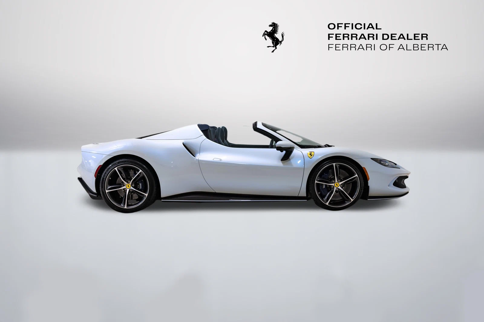 2025 Ferrari 296 GTS, 4/30