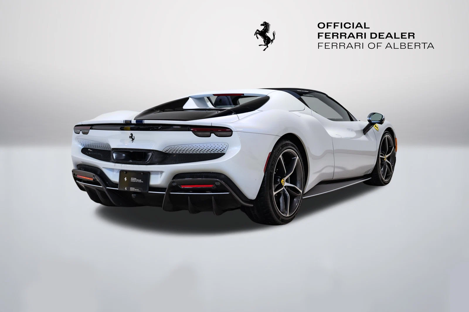 2025 Ferrari 296 GTS, 6/30