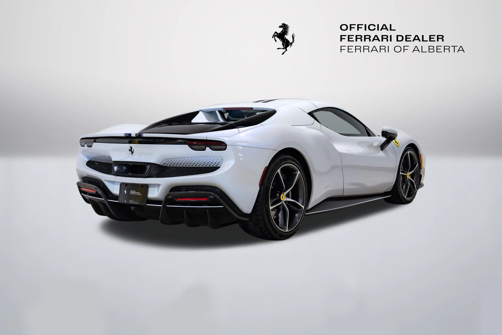 2025 Ferrari 296 GTS, 14/30