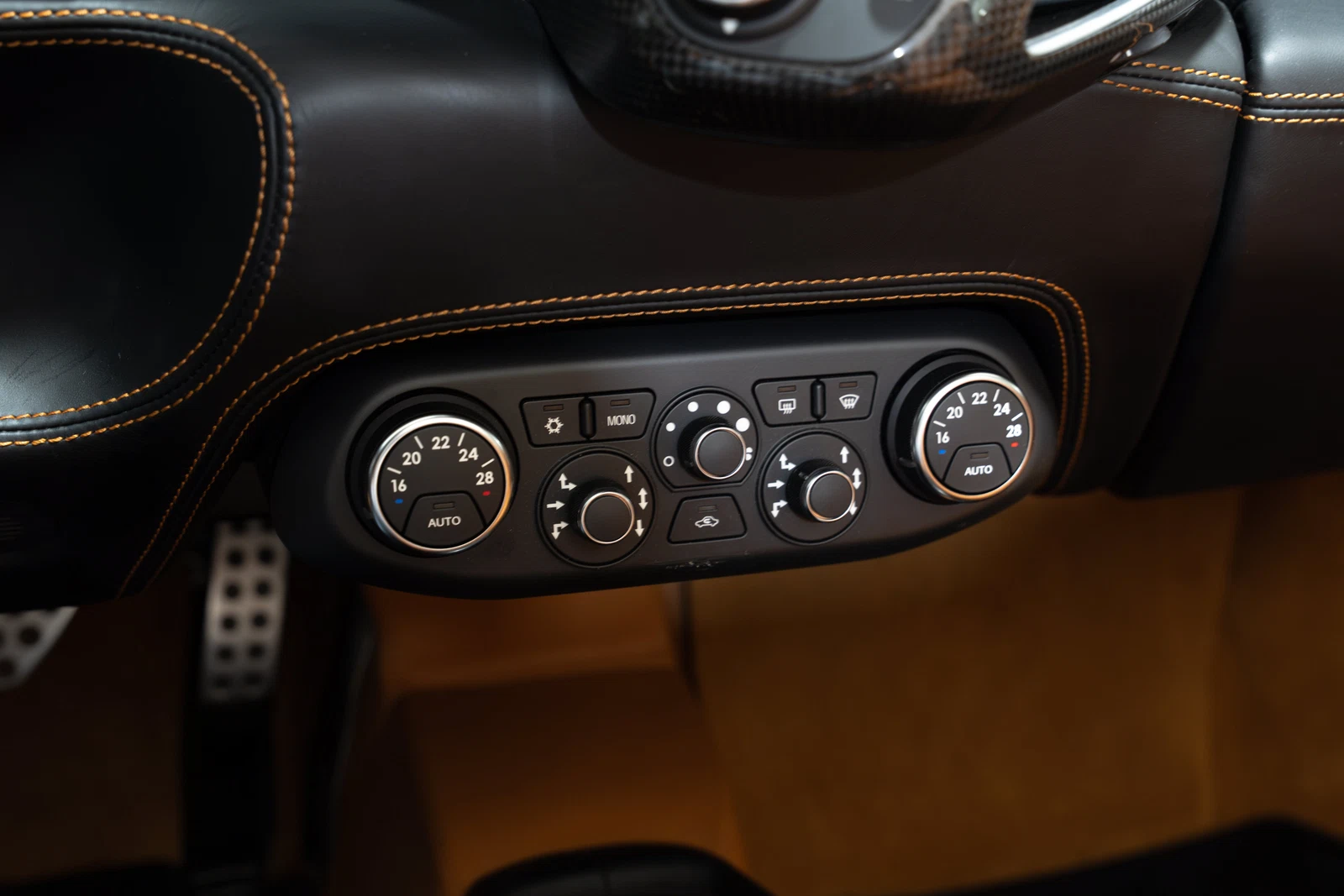 2014 Ferrari 458 Spider, 18/28