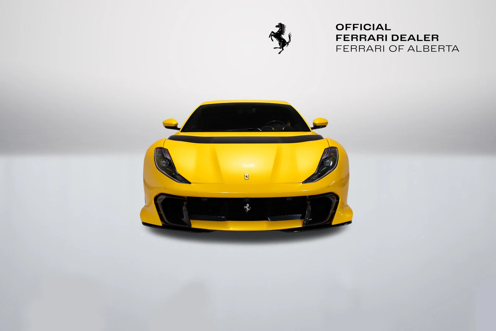 2022 Ferrari 812 Competizione, 2/25