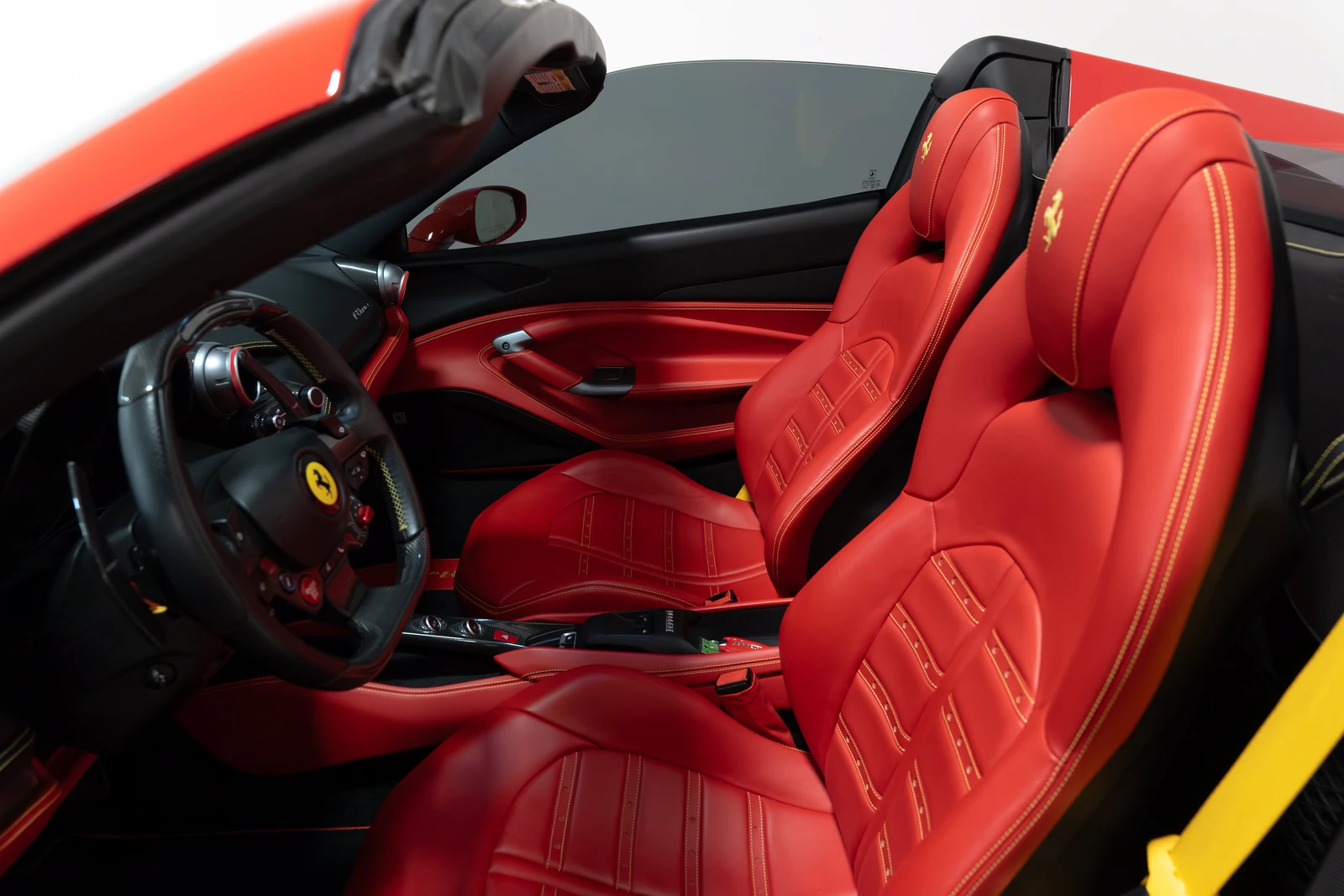 2021 Ferrari F8 Spider interior, seats, Rosso Ferrari