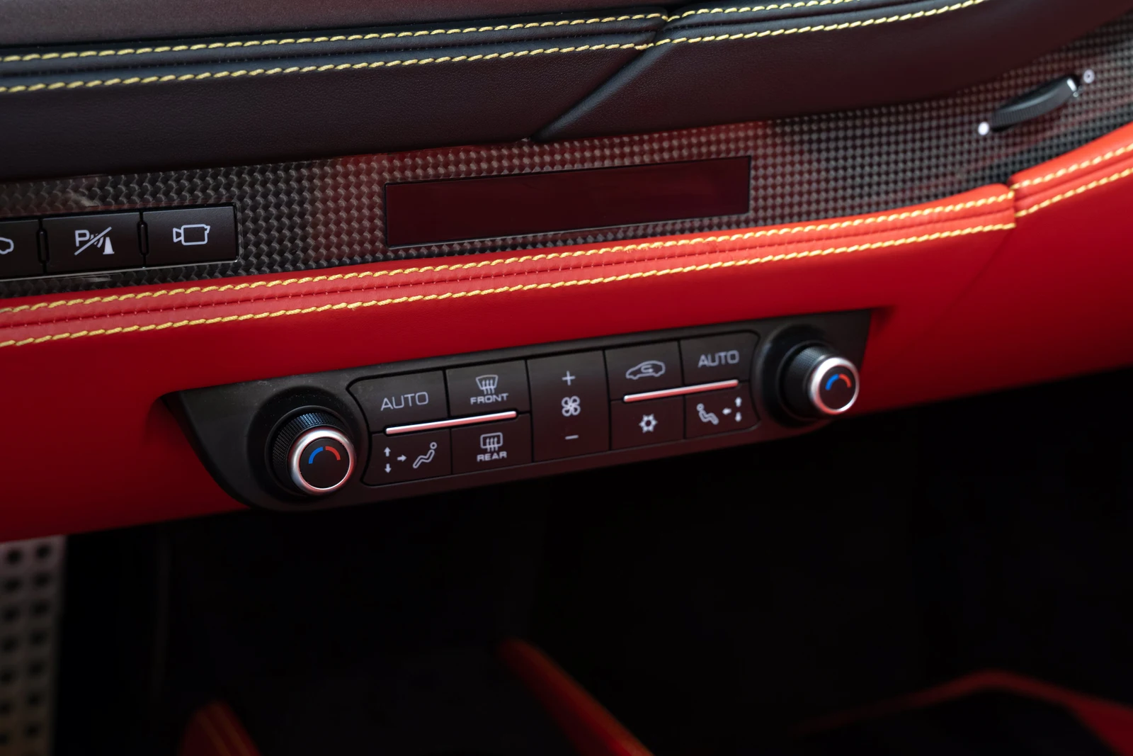 2021 Ferrari F8 Spider interior, Rosso Ferrari