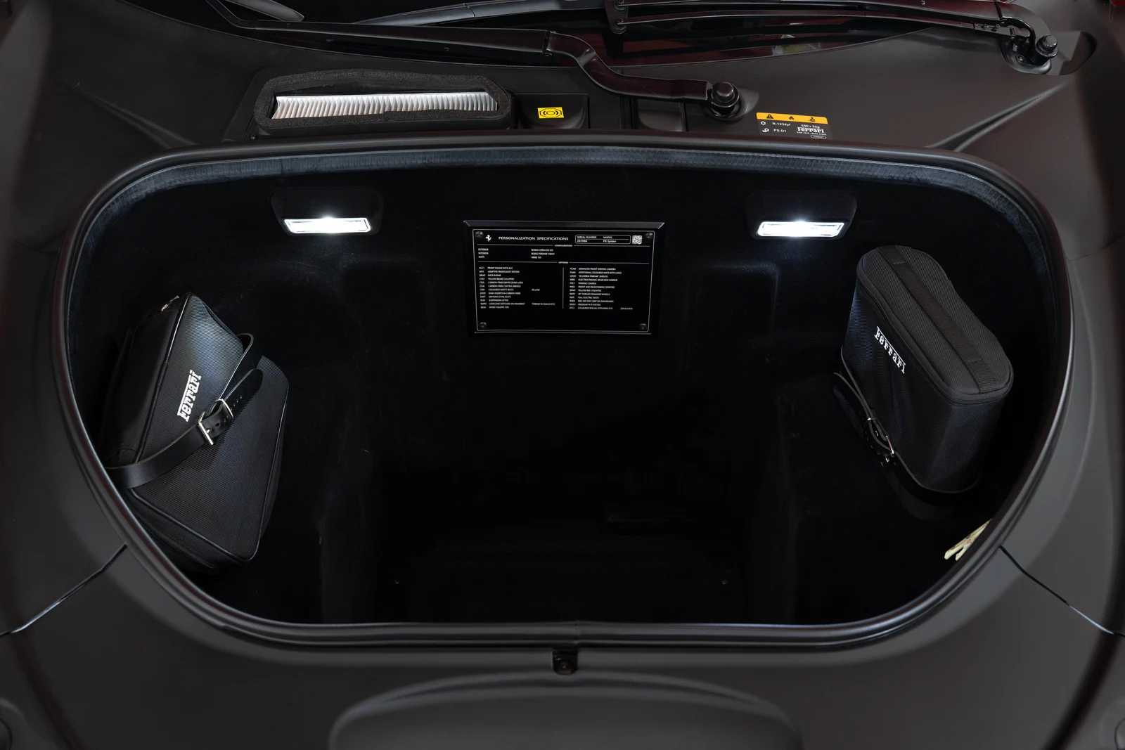 2021 Ferrari F8 Spider trunk