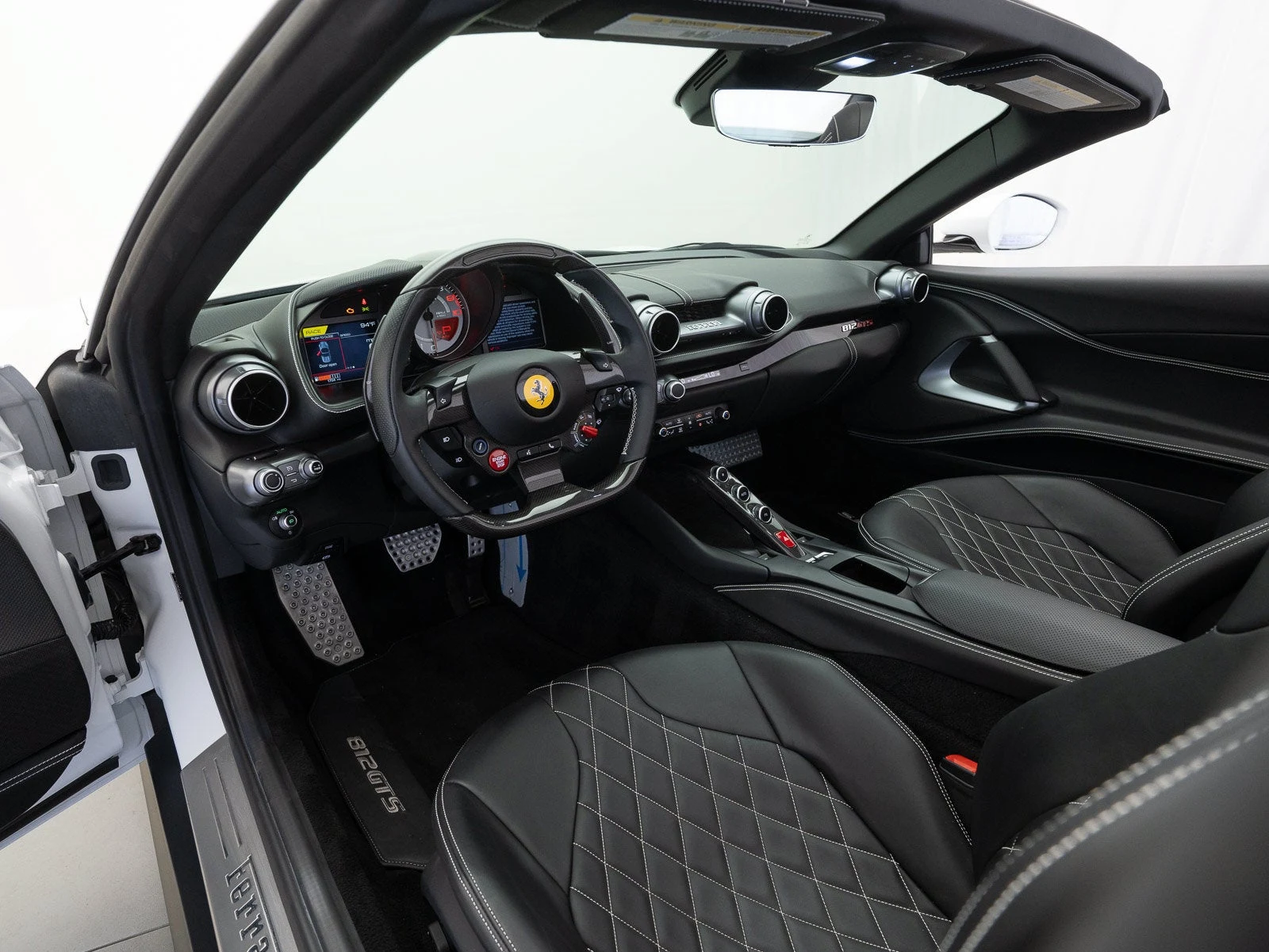 2022 Ferrari 812 GTS, 12/20