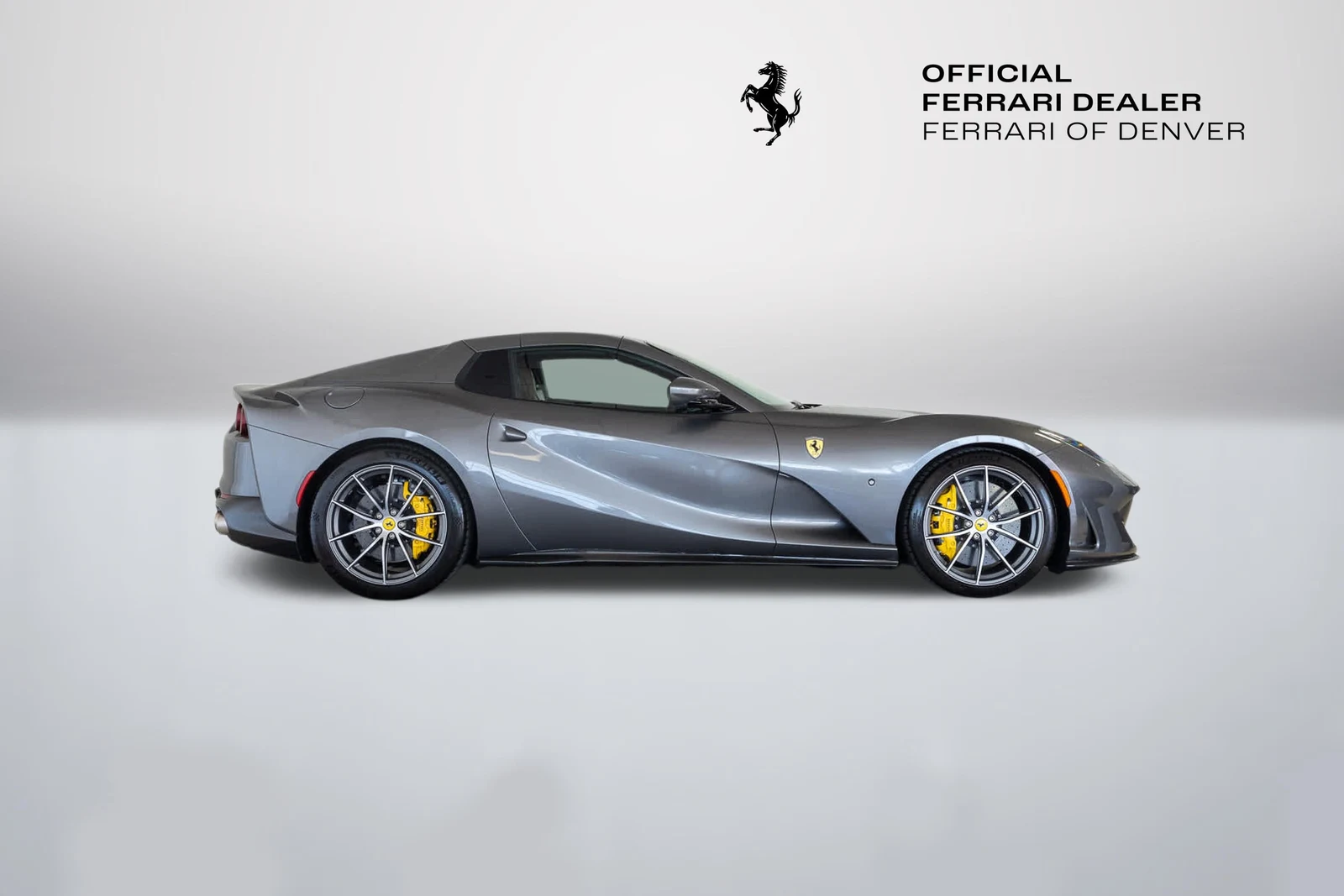 2022 Ferrari 812 GTS, 6/20