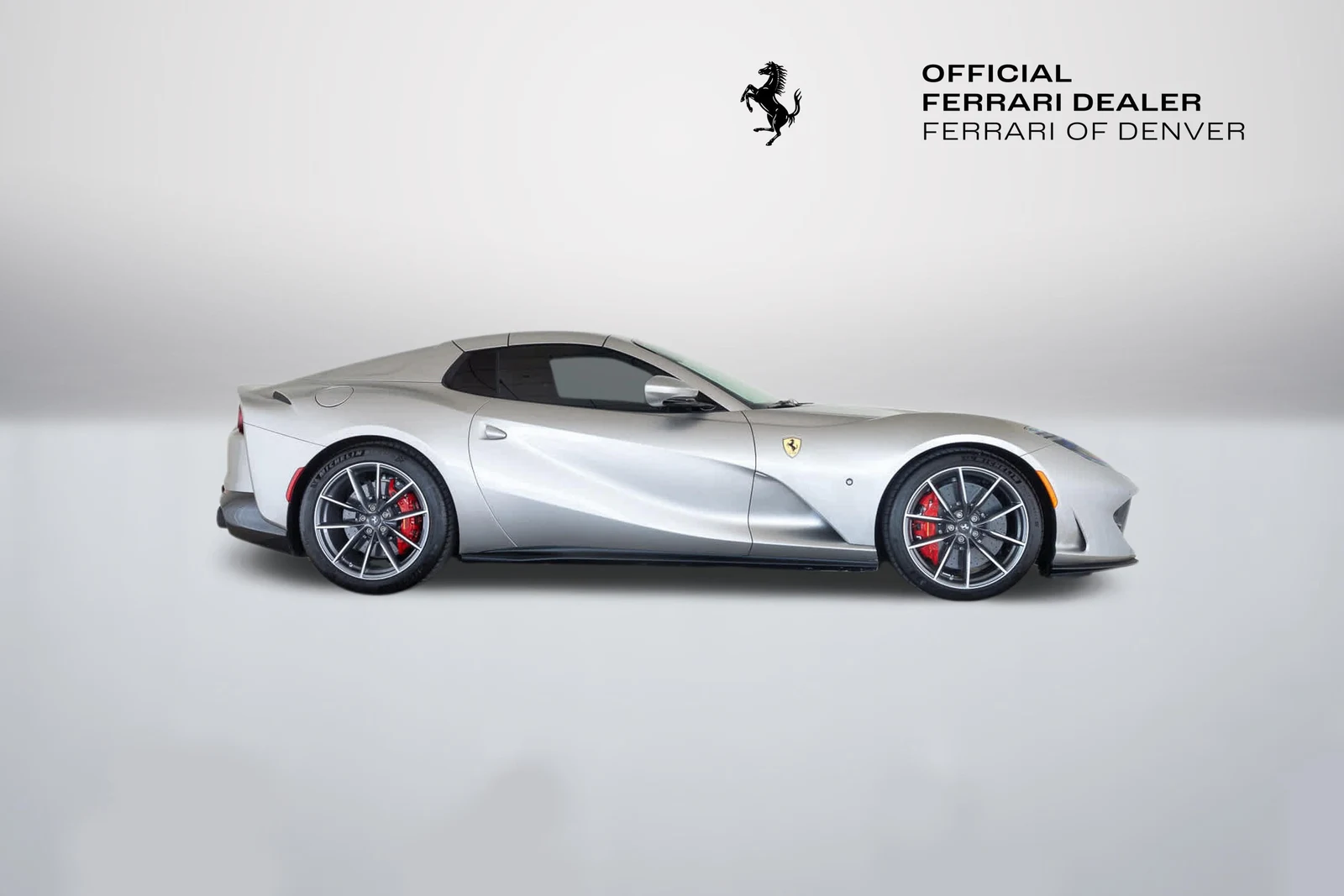 2022 Ferrari 812 GTS, 6/20