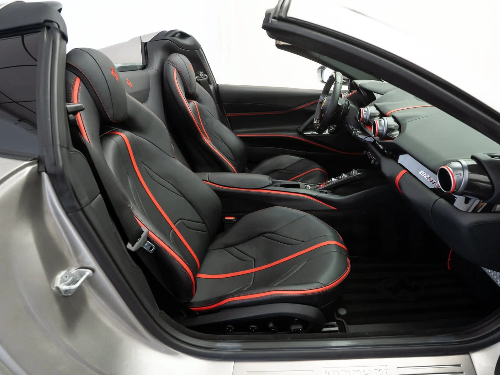 2022 Ferrari 812 GTS, 10/20