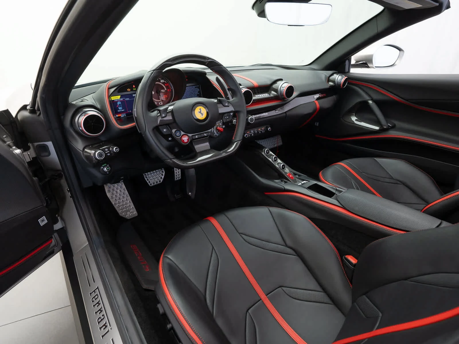 2022 Ferrari 812 GTS, 12/20