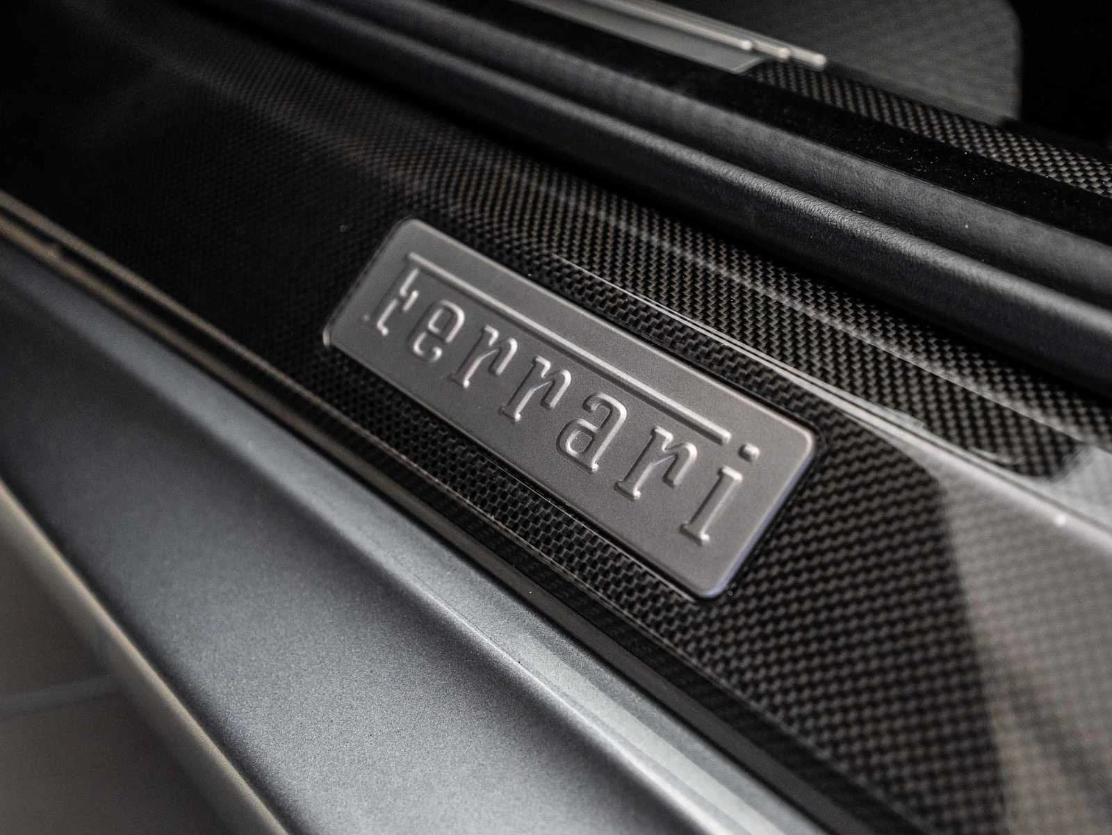 2008 Ferrari 430 Scuderia, 19/20