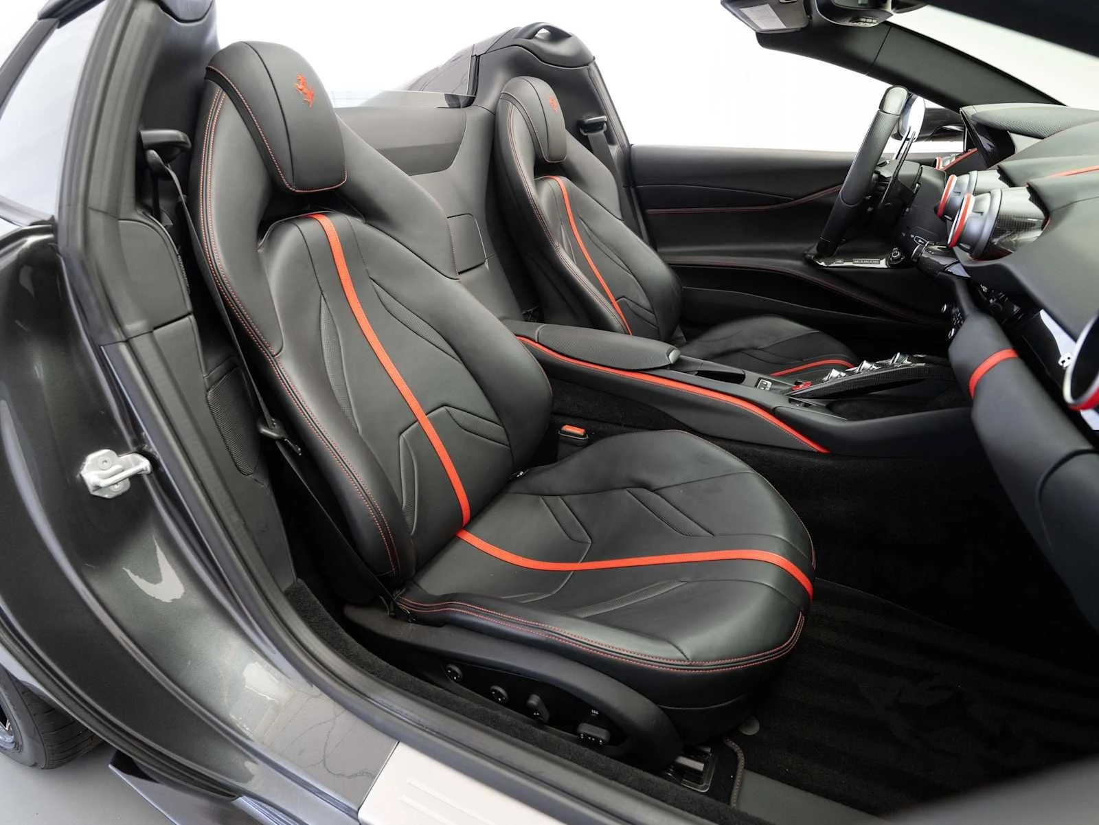 2021 Ferrari 812 GTS, 14/20