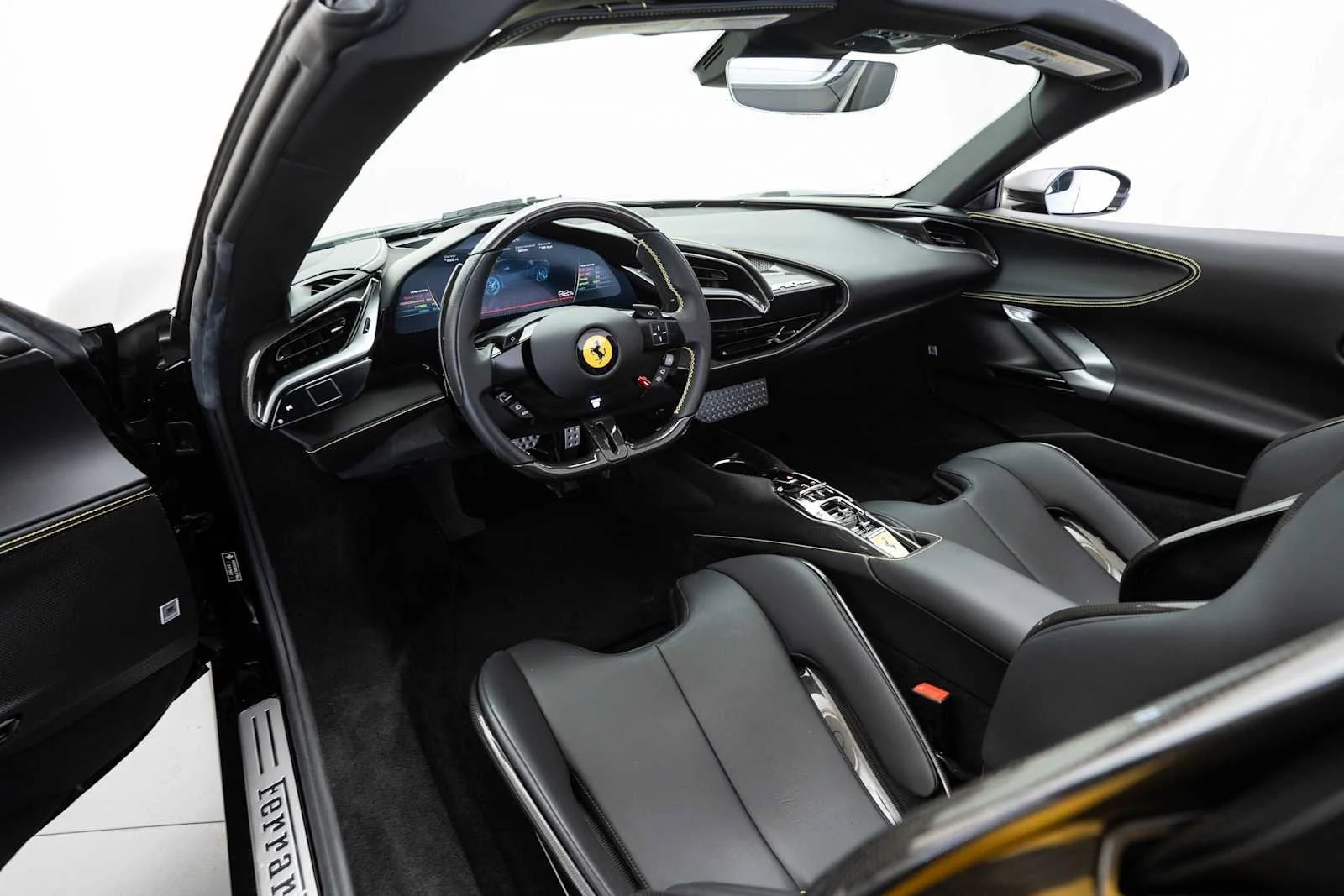 2023 Ferrari SF90 Spider, 12/20