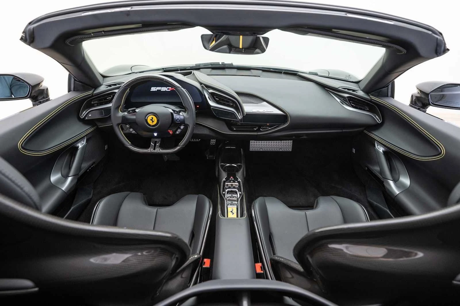 2023 Ferrari SF90 Spider, 17/20