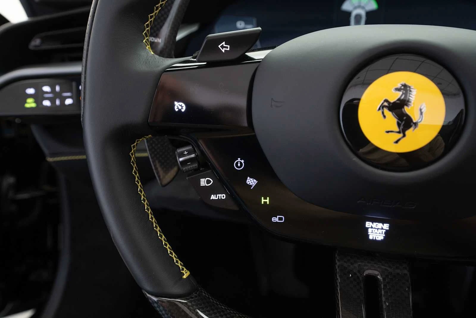 2023 Ferrari SF90 Spider, 19/20