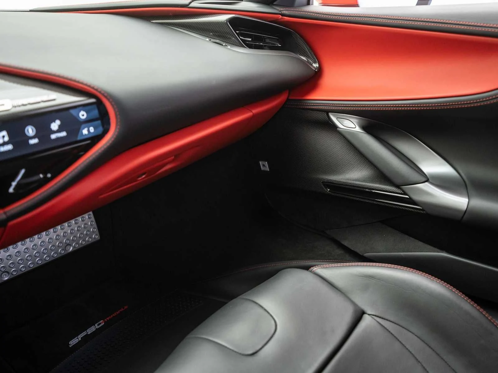 2022 Ferrari SF90 Stradale, 19/20