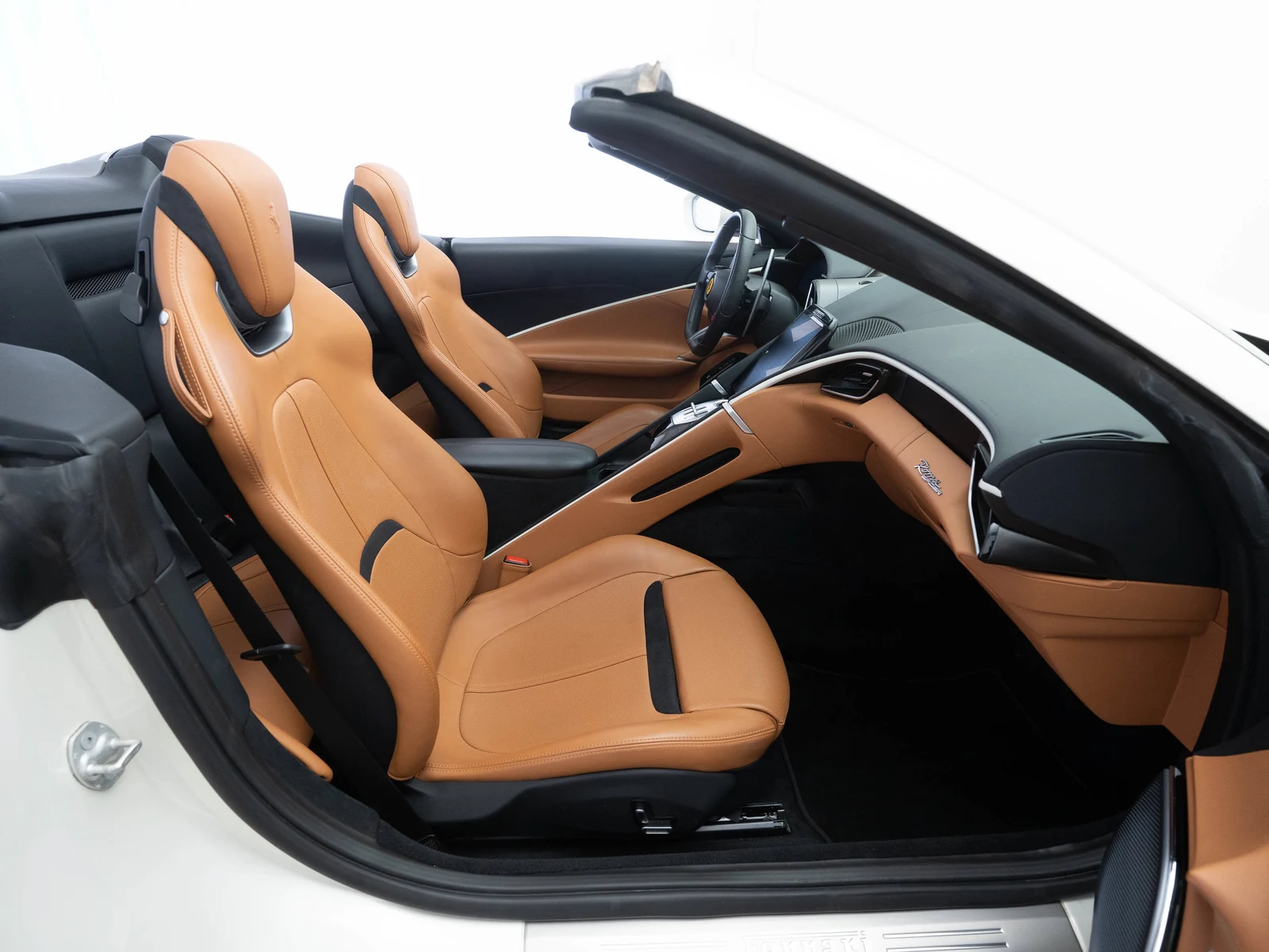 2024 Ferrari Roma Spider, 9/20