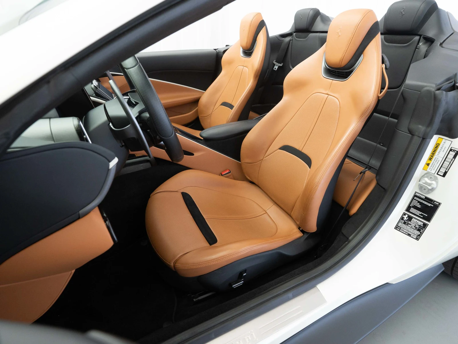2024 Ferrari Roma Spider, 15/20