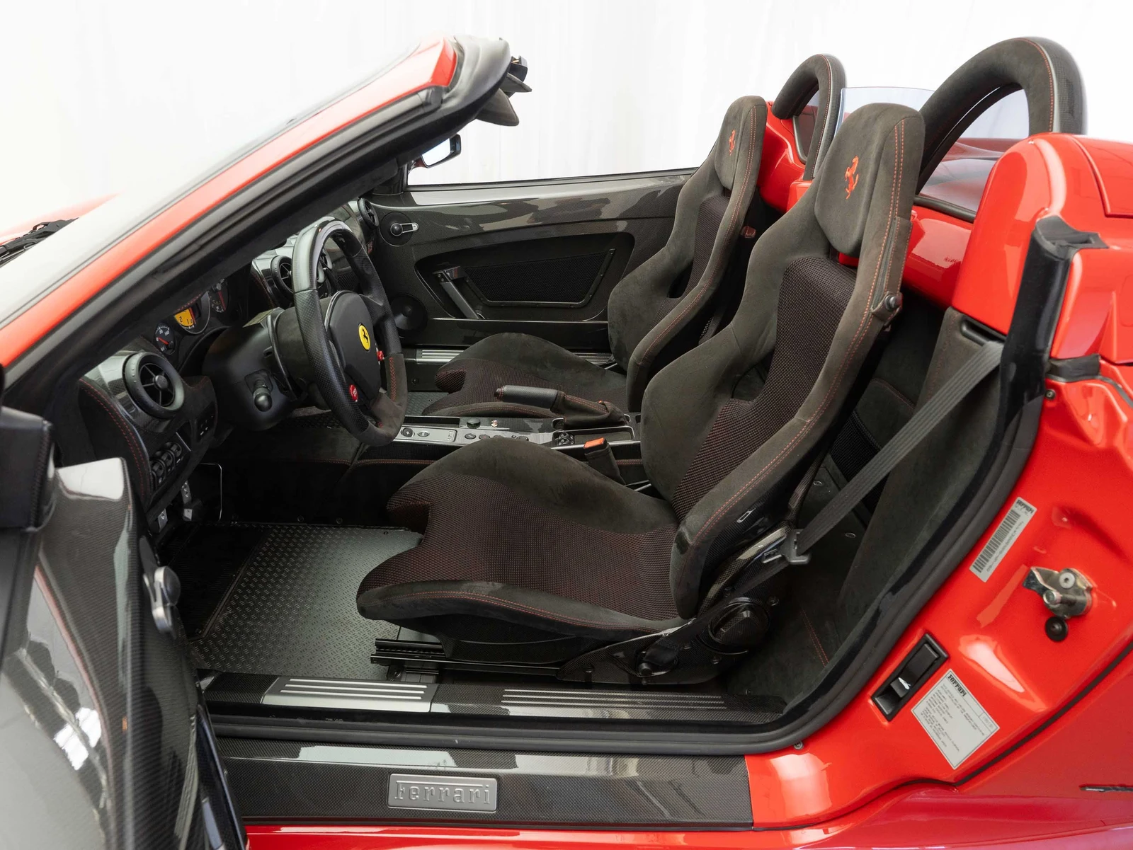 2009 Ferrari Scuderia Spider 16M, 9/20