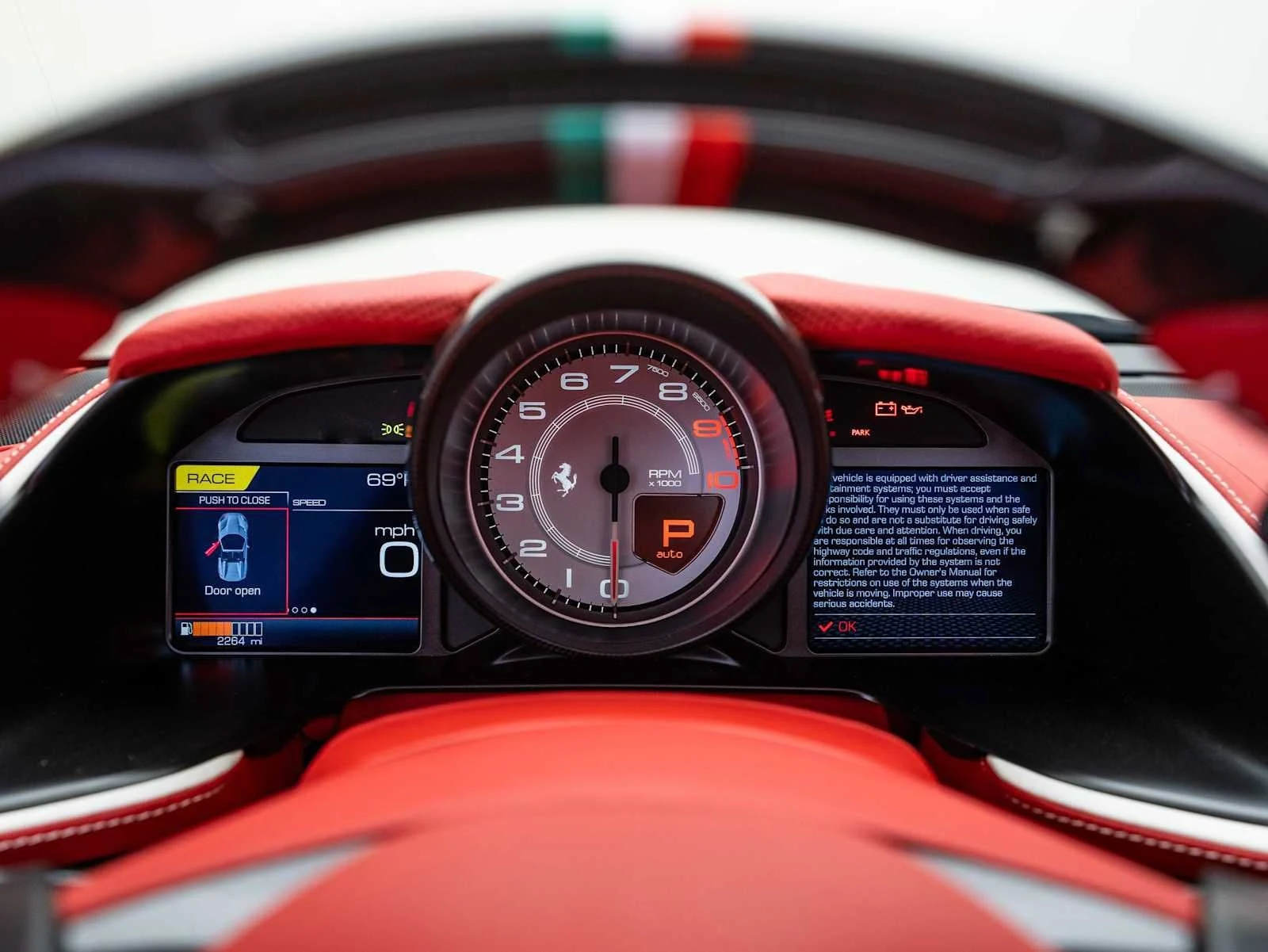 2022 Ferrari 812 GTS interior, Rosso Ferrari