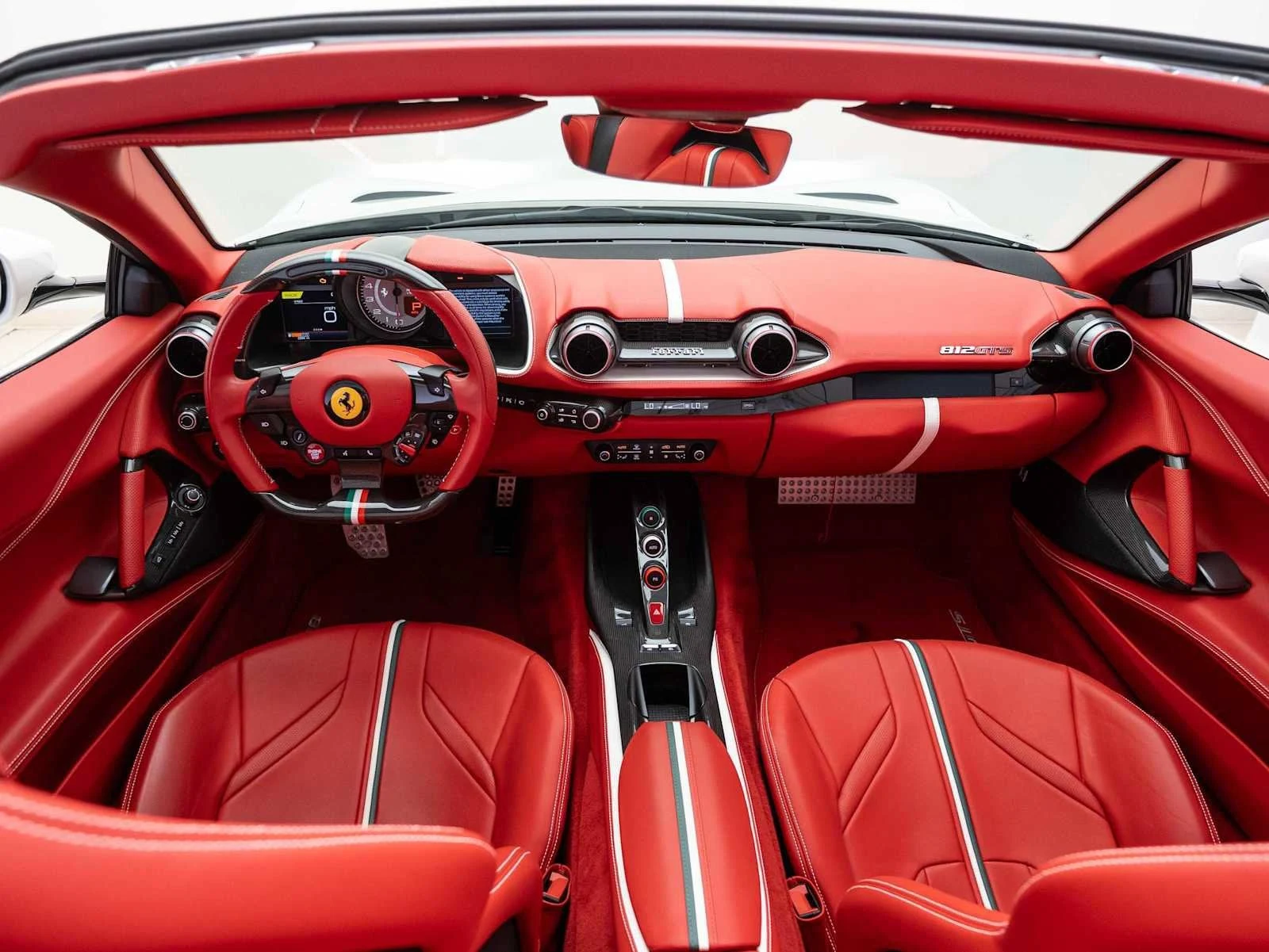 2022 Ferrari 812 GTS interior, Rosso Ferrari