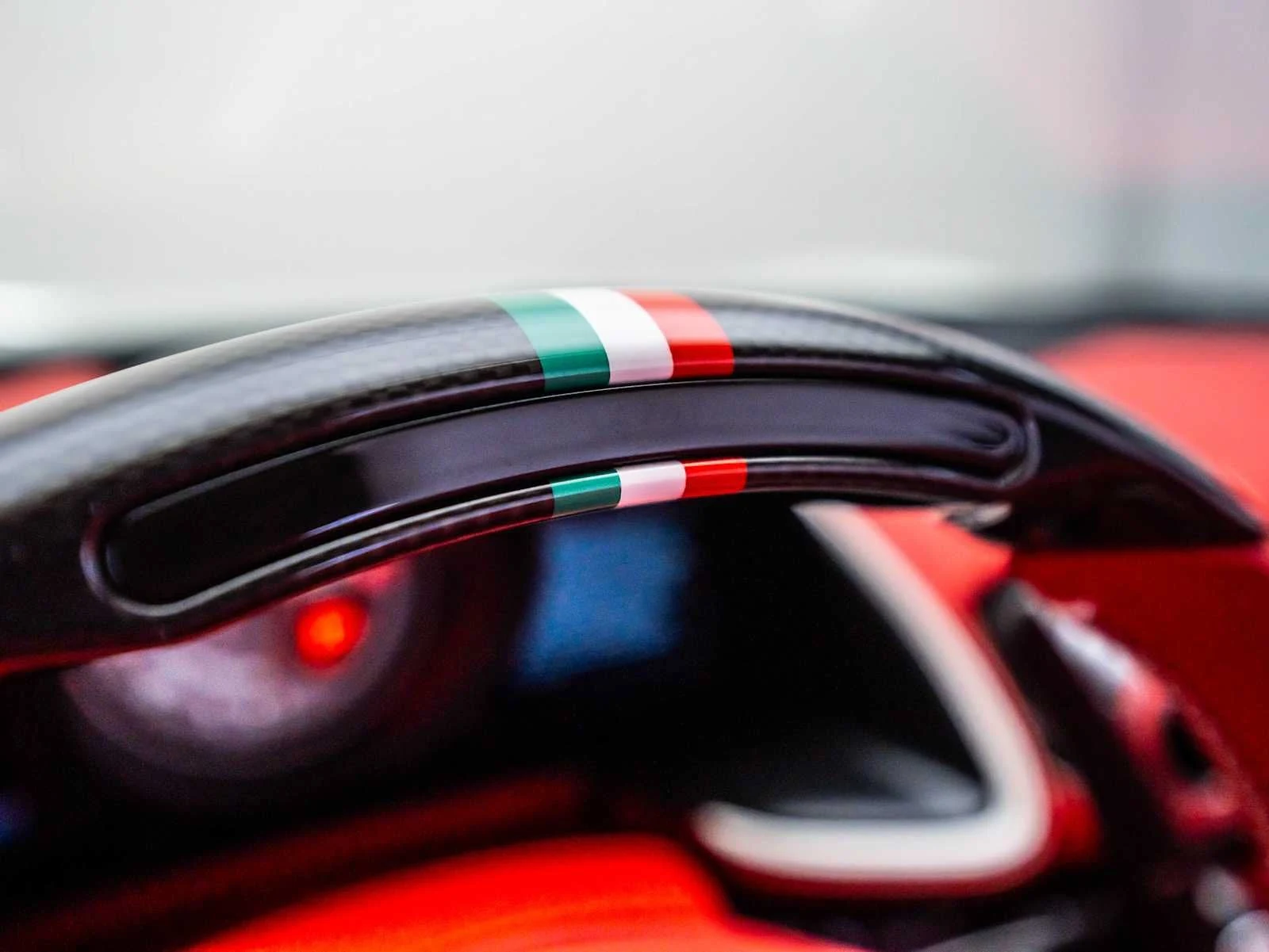 2022 Ferrari 812 GTS interior, Rosso Ferrari