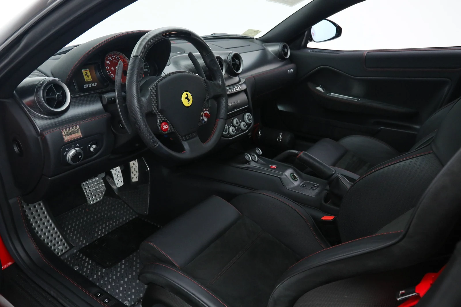 2011 Ferrari 599 GTO, 2/20