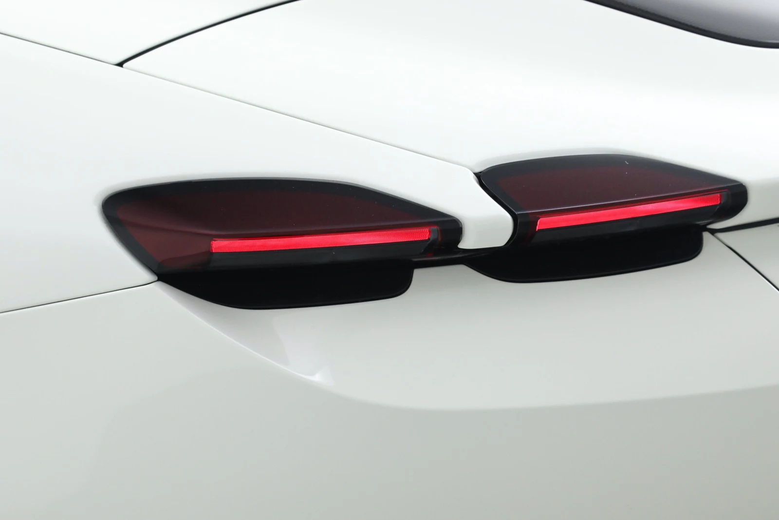 2024 Ferrari Roma Spider, 18/20