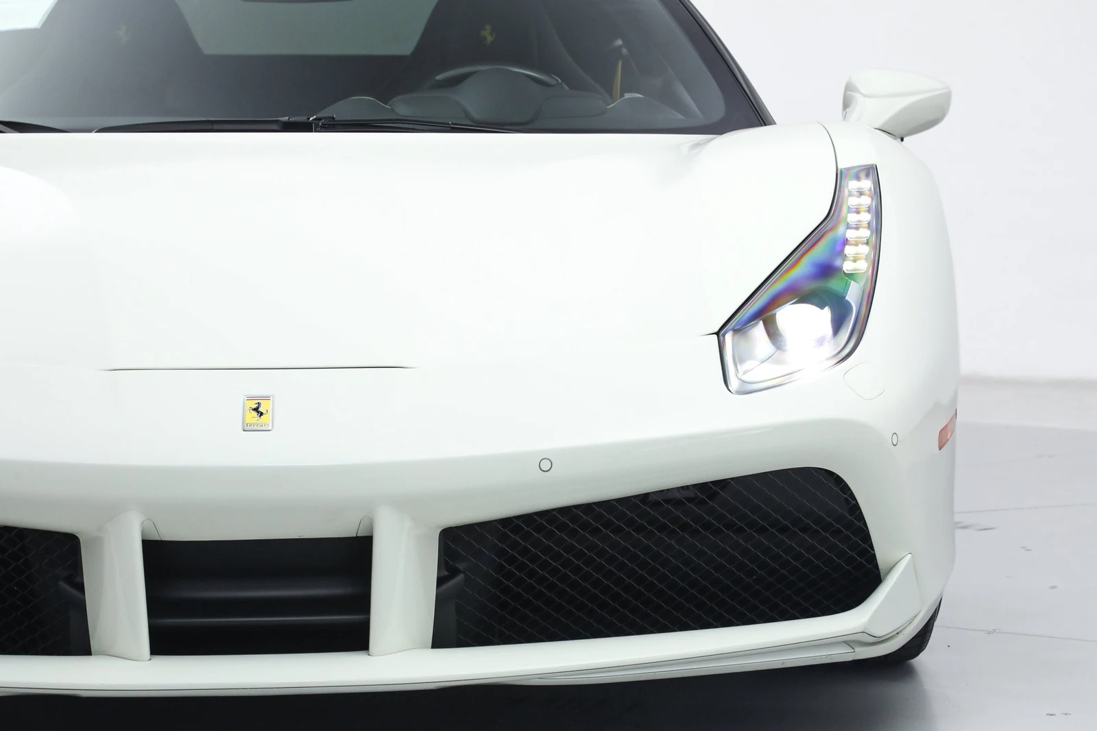 2017 Ferrari 488 GTB, 13/20