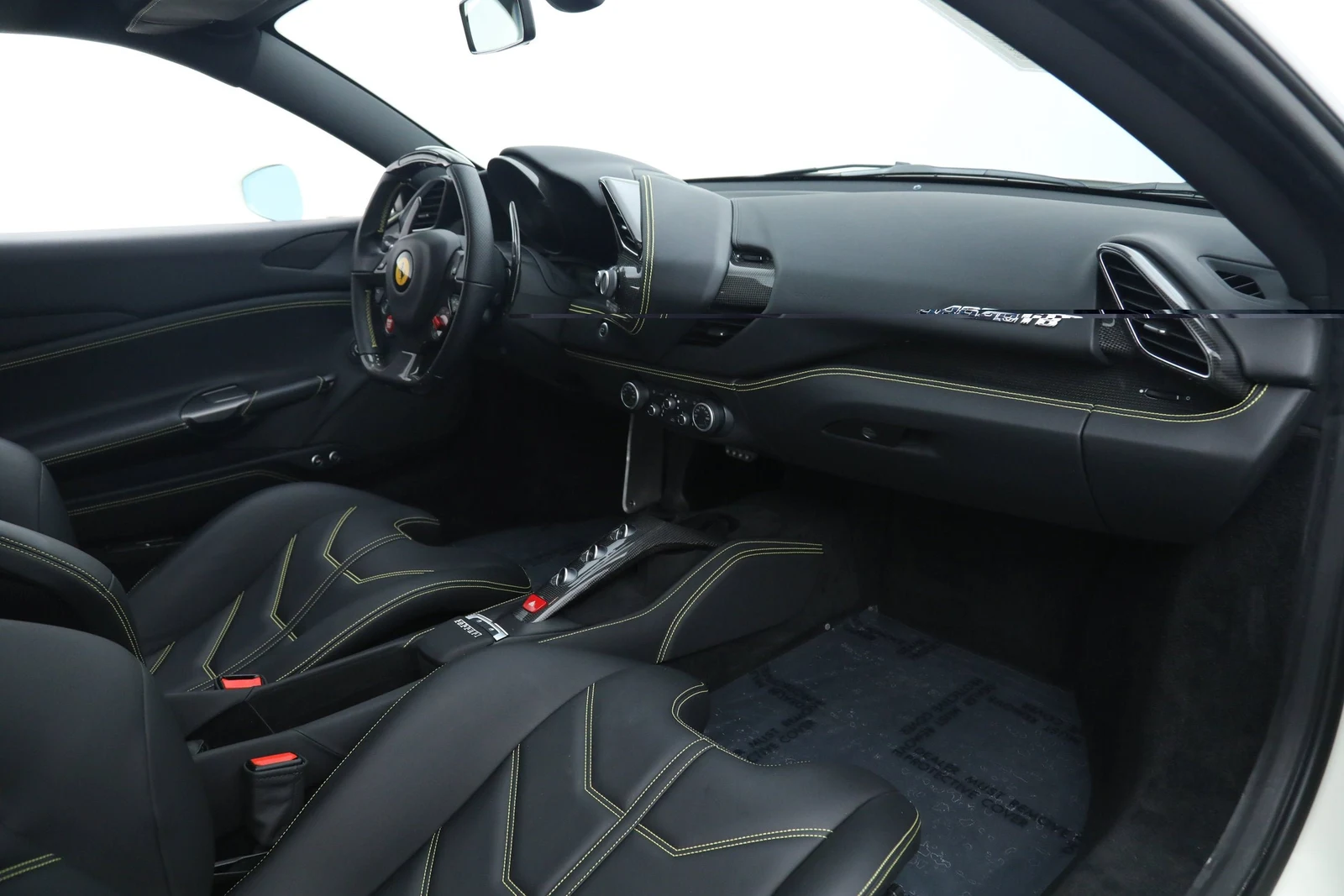 2017 Ferrari 488 GTB, 19/20