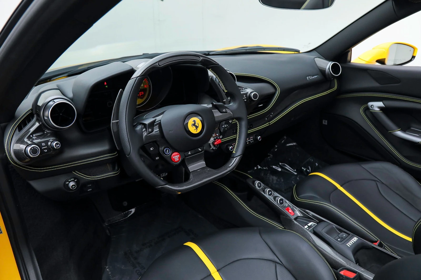 2022 Ferrari F8 Spider, 5/20