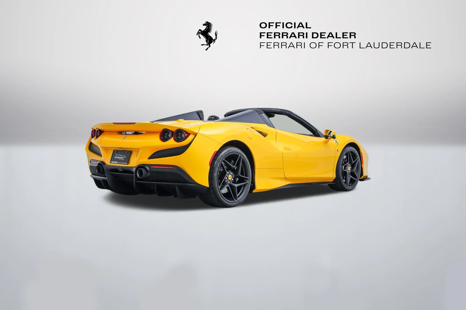 2022 Ferrari F8 Spider, 8/20