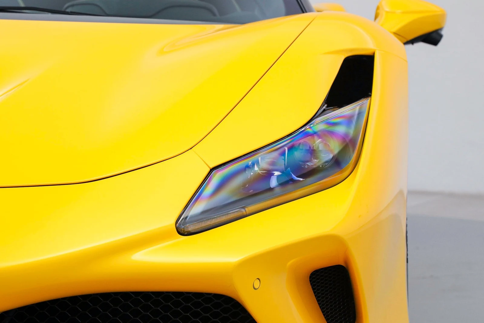 2022 Ferrari F8 Spider, 14/20