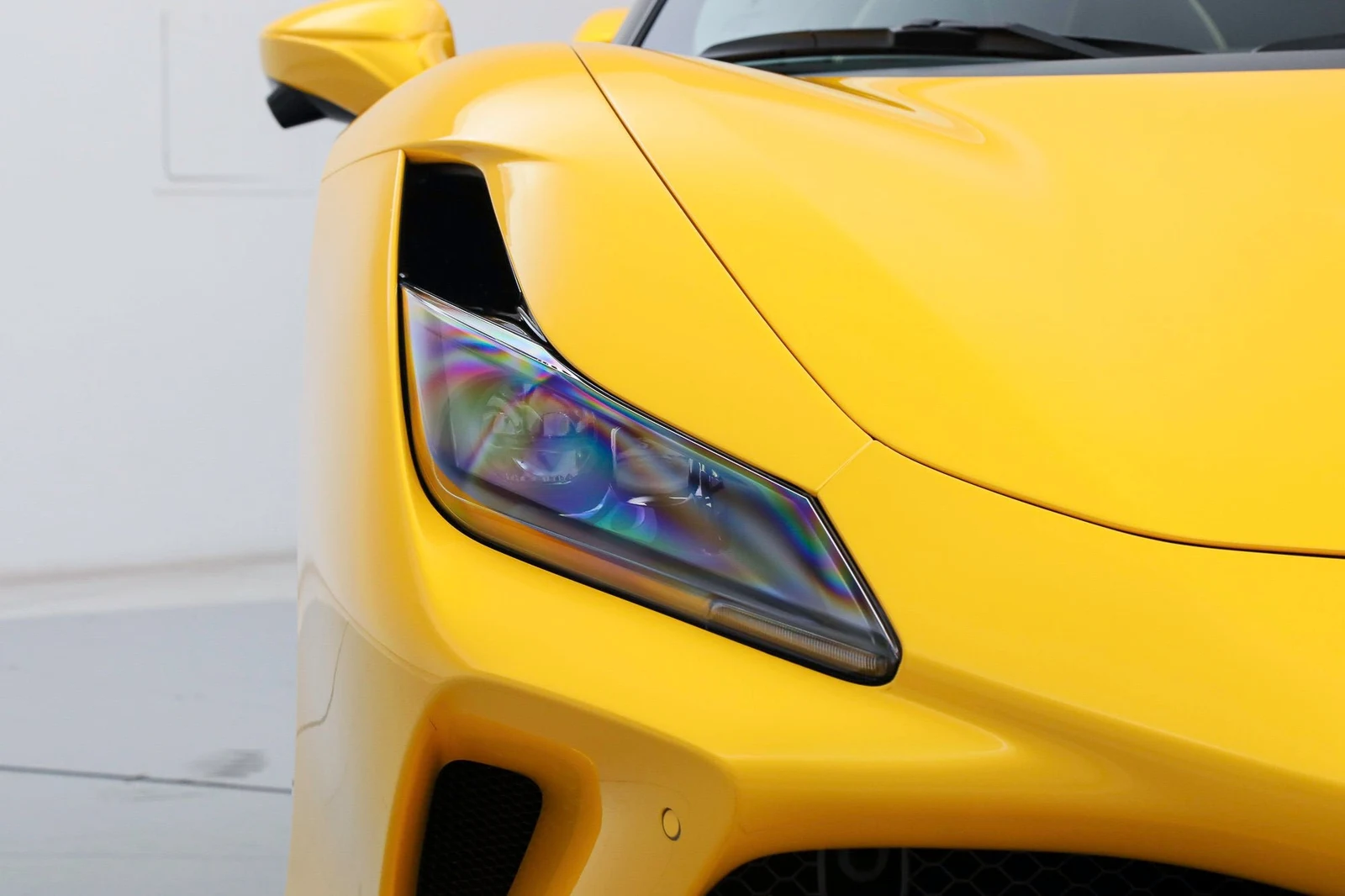 2022 Ferrari F8 Spider, 17/20
