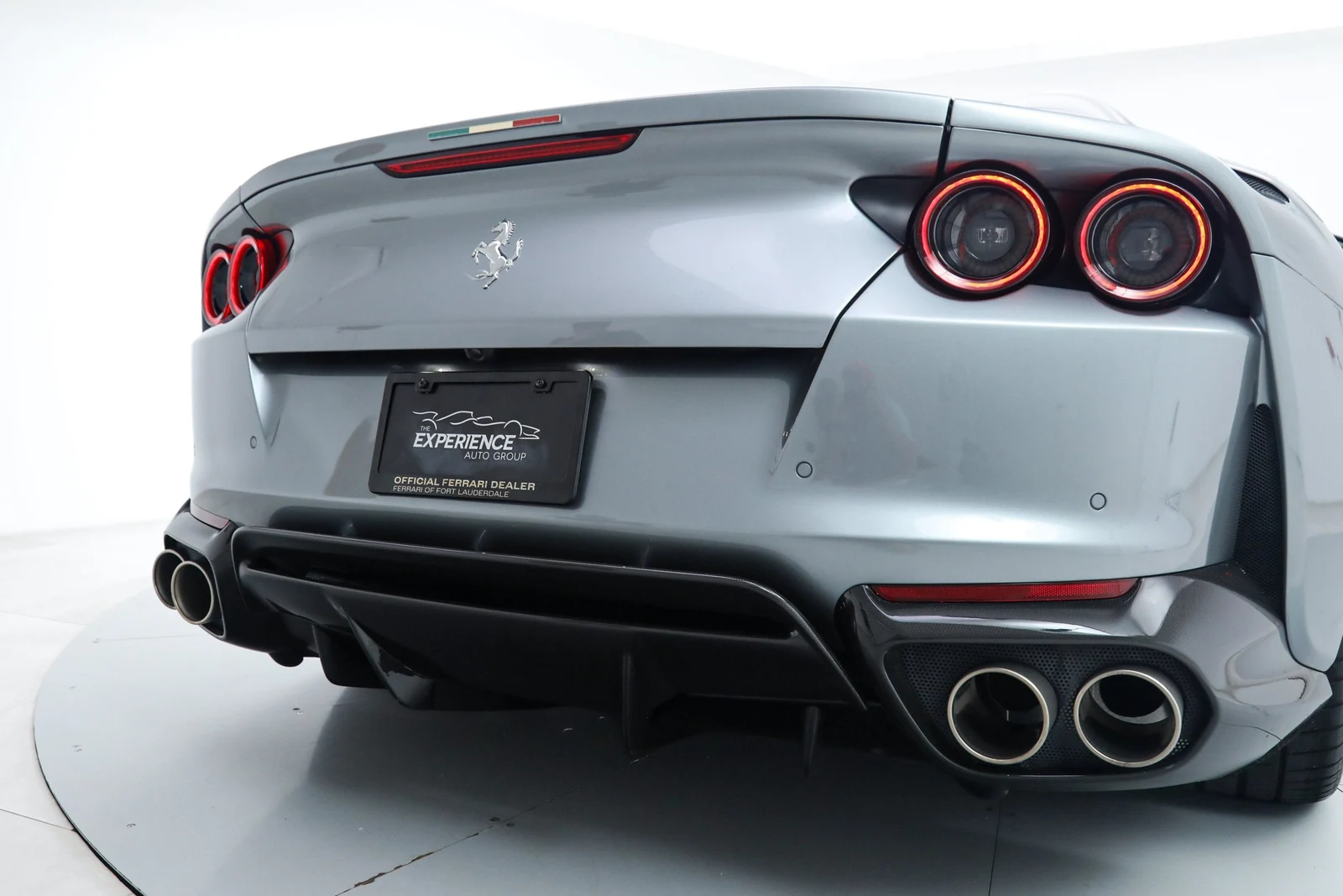 2023 Ferrari 812 GTS, 19/20