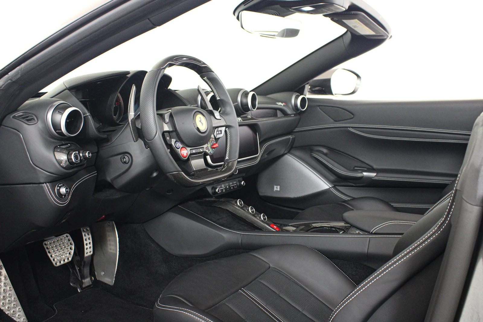 2023 Ferrari Portofino M, 2/20