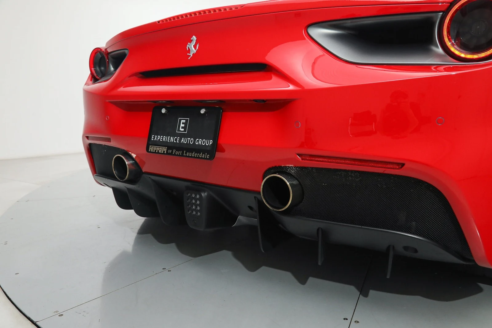 2018 Ferrari 488 GTB, 18/20