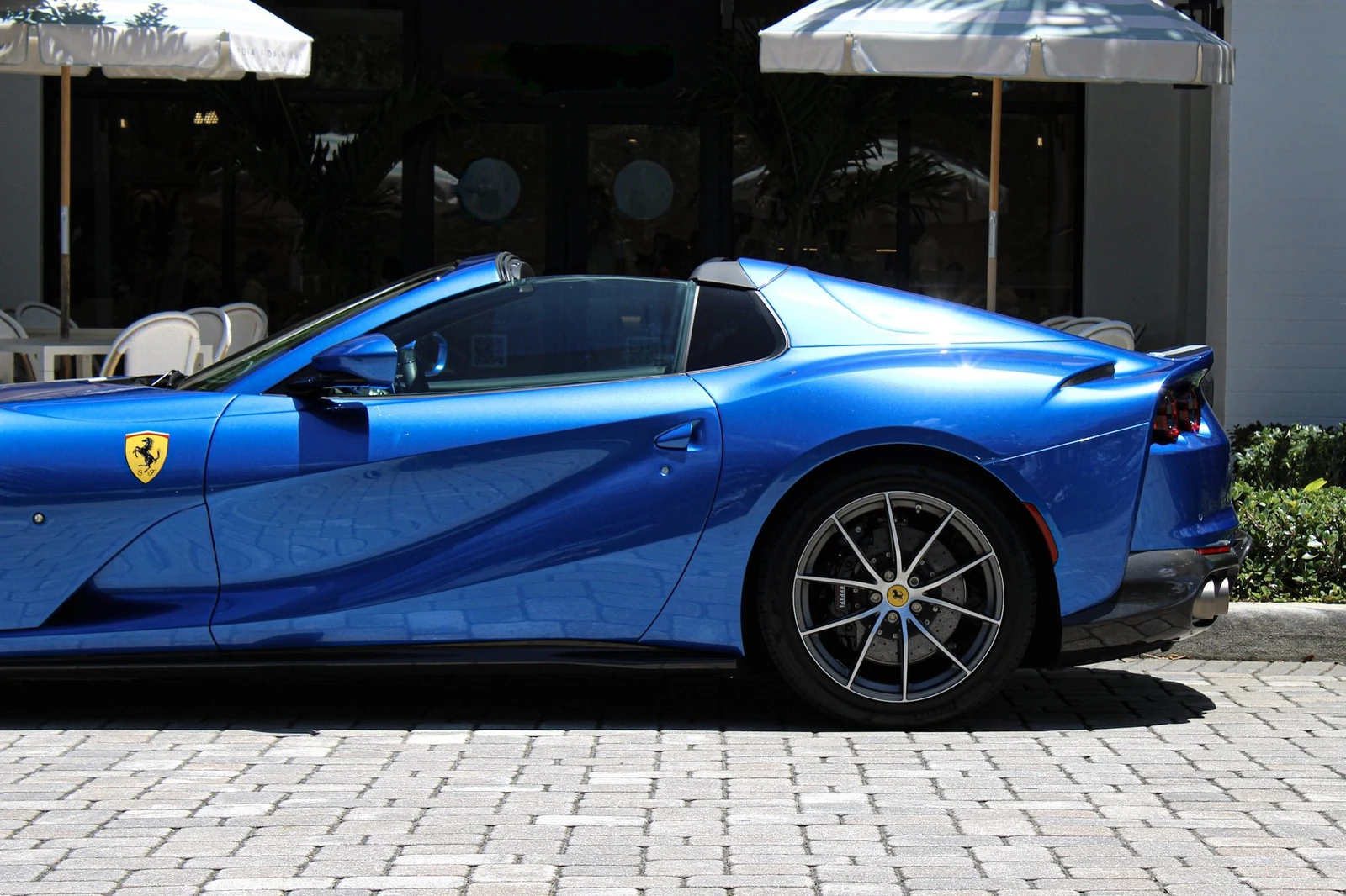 2022 Ferrari 812 GTS, 5/20