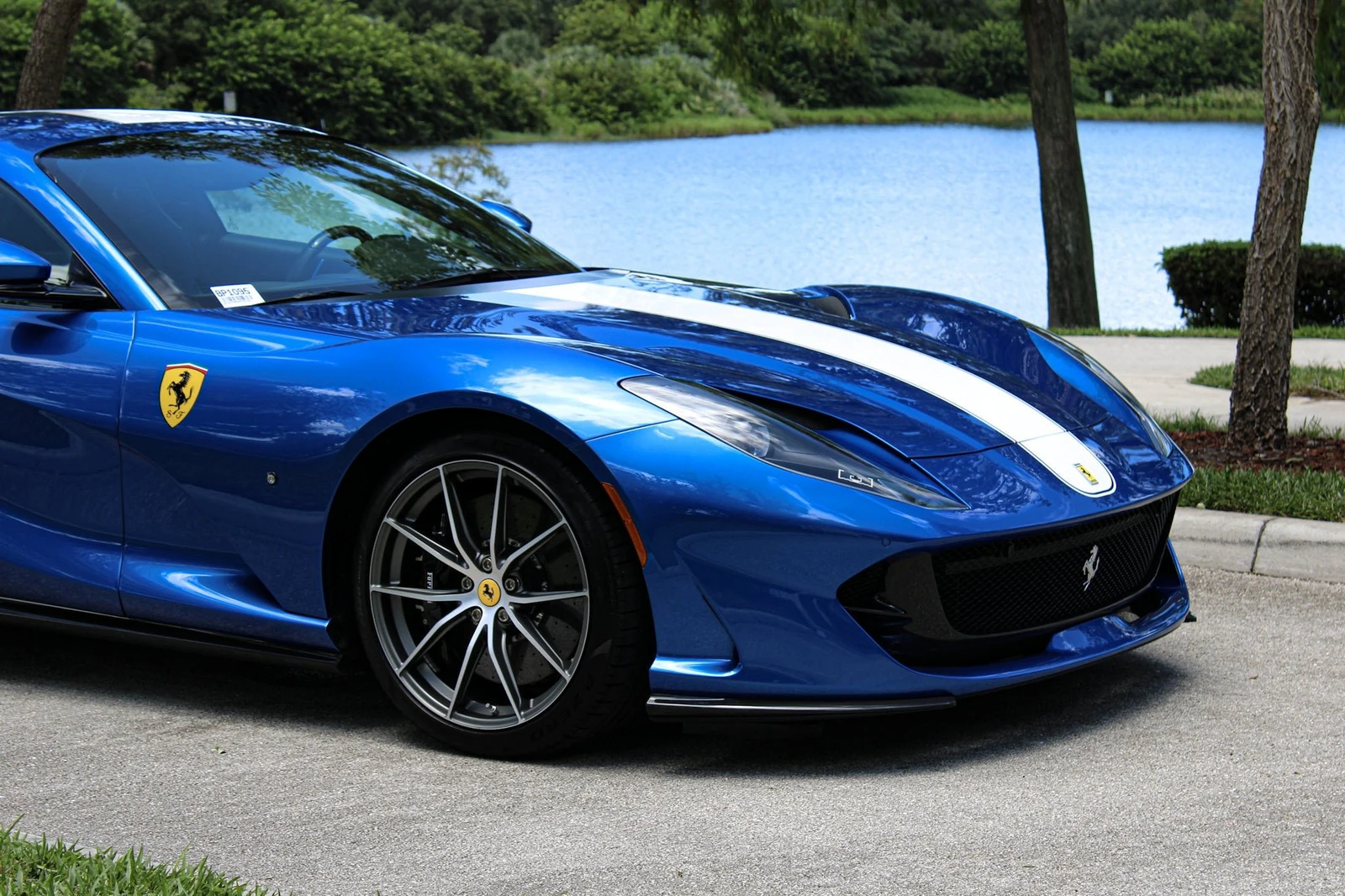 2022 Ferrari 812 GTS, 15/20