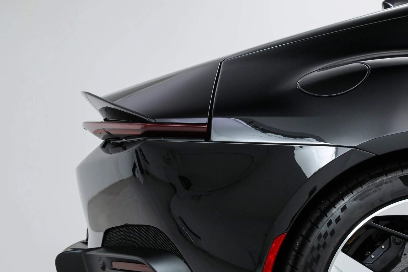 2025 Ferrari 12Cilindri, 18/20