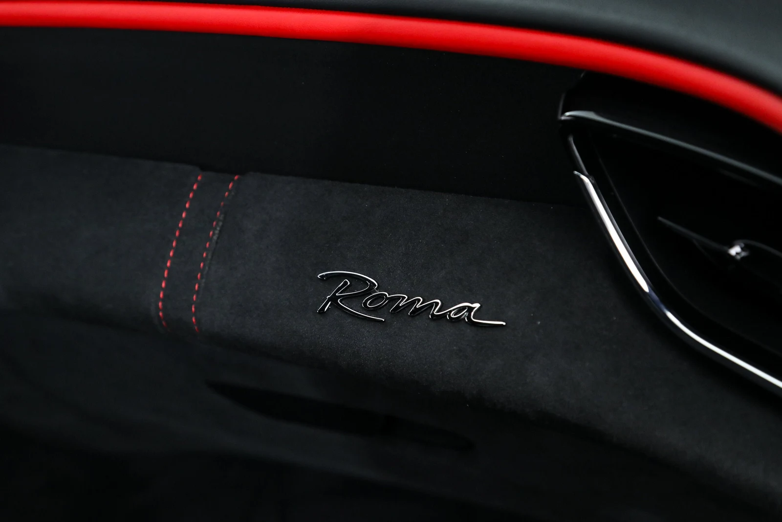 2023 Ferrari Roma, 19/20