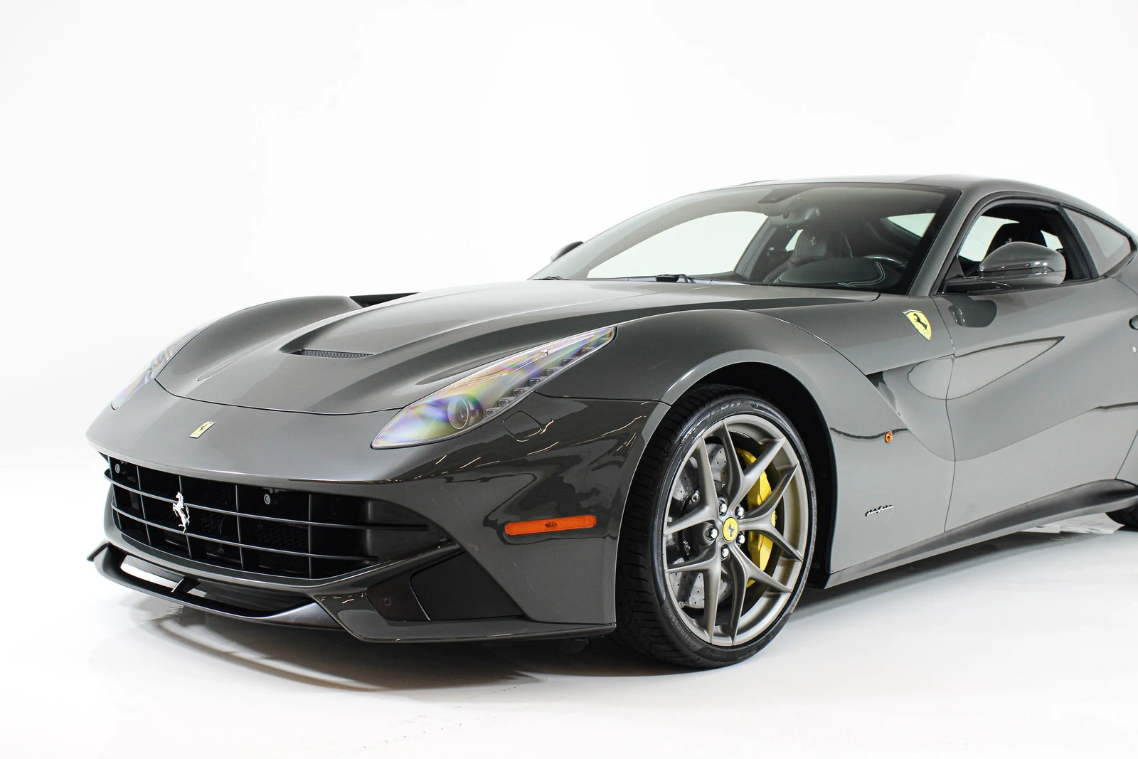 2015 Ferrari F12berlinetta, 3/20