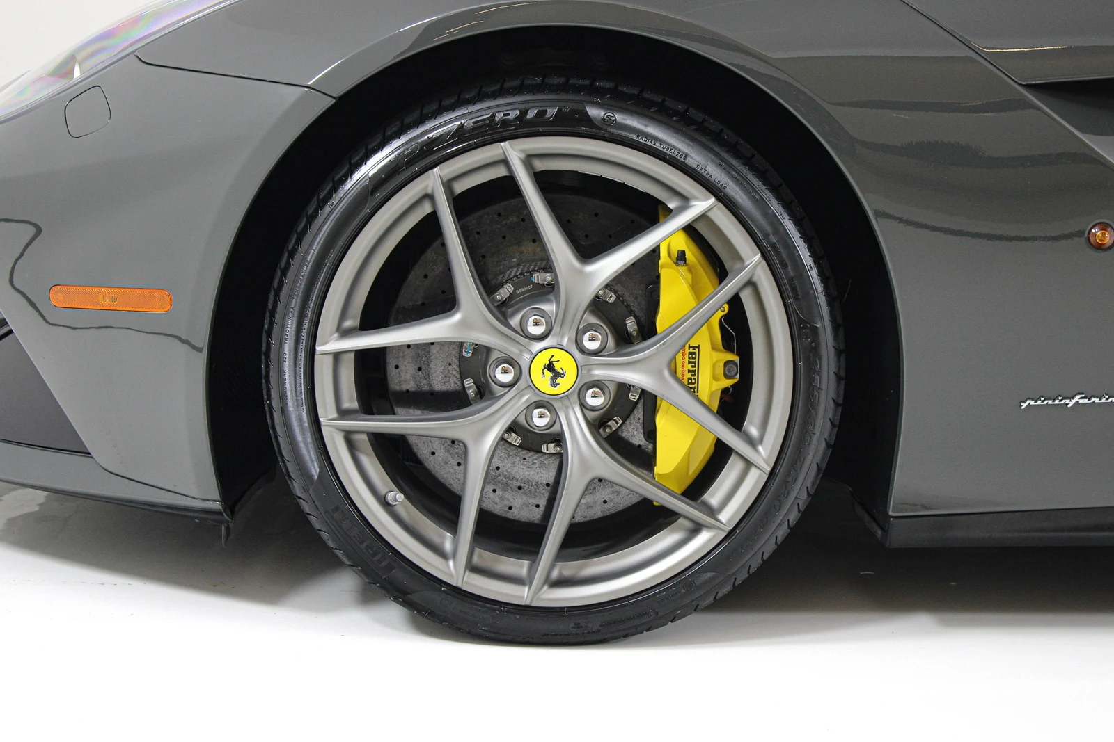 2015 Ferrari F12berlinetta, 18/20